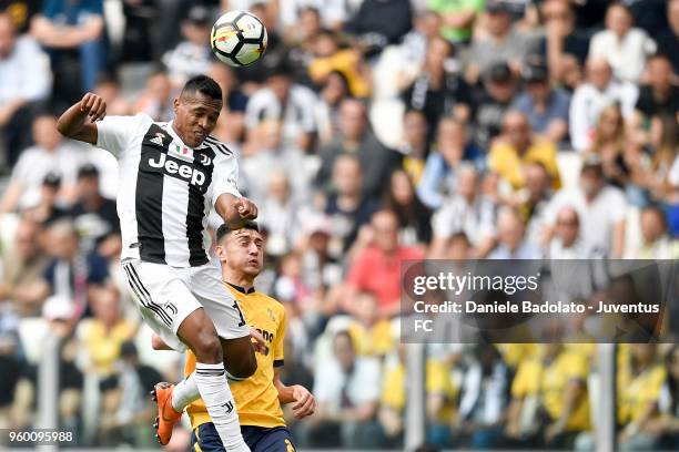 Alex Sandro of Juventus heads the ball during the serie A match between Juventus and Hellas Verona FC at Allianz Stadium on May 19, 2018 in Turin,...
