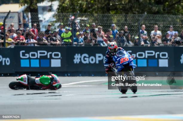 Maverick Vinales of Movistar Yamaha avoid a crash during the Moto GP Grand Prix de France, qualifying session at Circuit Bugatti on May 19, 2018 in...