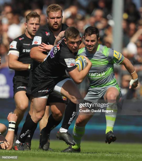 Joe Simmonds of Exeter breaks with the ball during the Aviva Premiership Semi Final between Exeter Chiefs and Newcastle Falcons at Sandy Park on May...