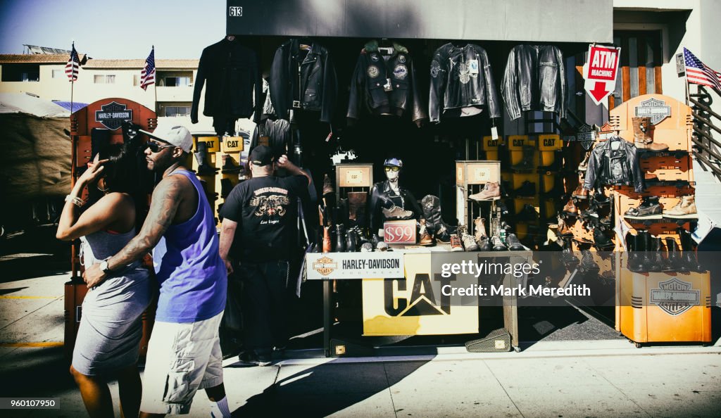 Street scene in Venice beach