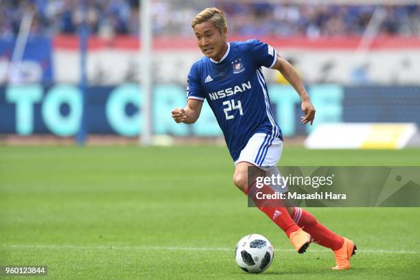 Ryosuke Yamanaka of Yokohama F.Marinos in action during the J.League J1 match between Yokohama F.Marinos and V-Varen Nagasaki at Nissan Stadium on...