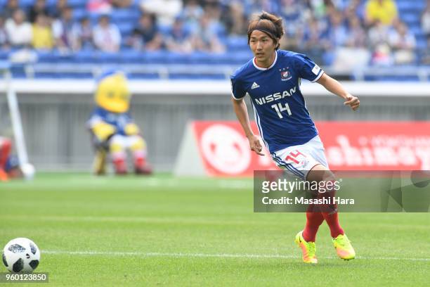 Jun Amano of Yokohama F.Marinos in action during the J.League J1 match between Yokohama F.Marinos and V-Varen Nagasaki at Nissan Stadium on May 19,...