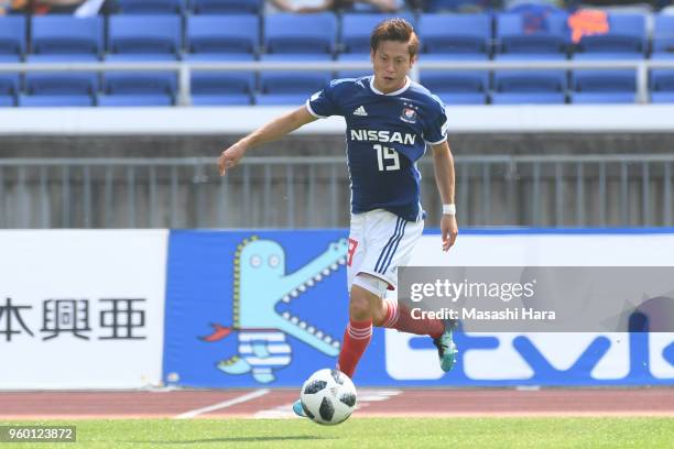 Teruhito Nakagawa of Yokohama F.Marinos in action during the J.League J1 match between Yokohama F.Marinos and V-Varen Nagasaki at Nissan Stadium on...