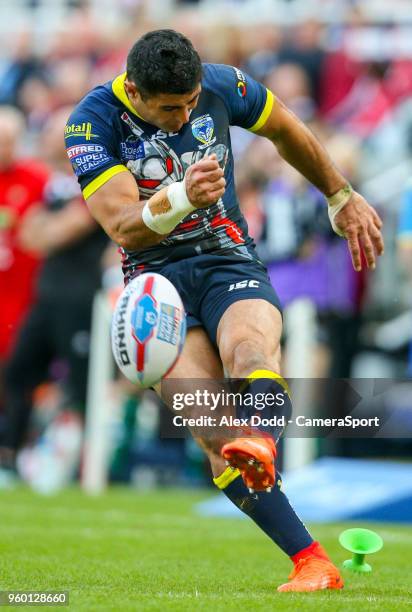 Warrington Wolves' Bryson Goodwin kicks at goal during the Betfred Super League Round 15 match between Wigan Warriors and Warrington Wolves at St...