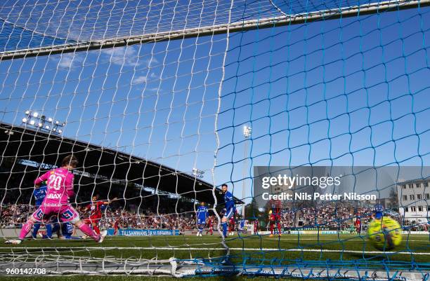 Saman Ghoddos of Ostersunds FK scores to make it 1-3 during the Allsvenskan match between GIF Sundsvall and Ostersunds FK at Idrottsparken on May 19,...