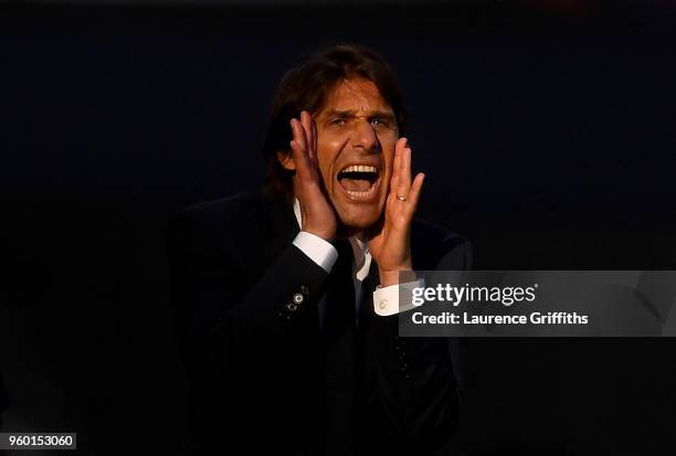 Antonio Conte, Manager of Chelsea gives his team instructions during The Emirates FA Cup Final between Chelsea and Manchester United at Wembley...