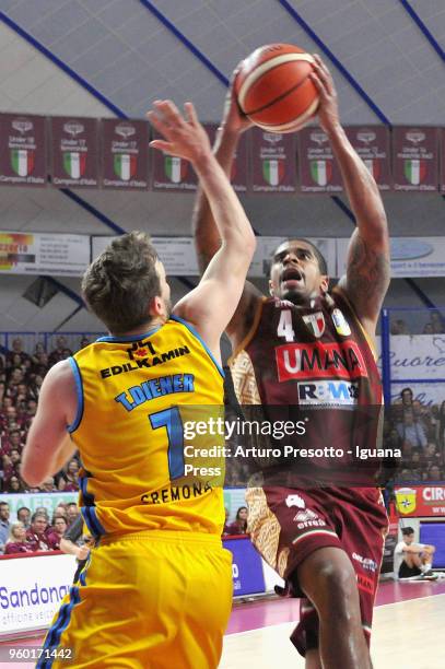 Edgar Sosa of Umana competes with Travis Diener of Vanoli during the LBA LegaBasket match Game 1 of play off's quarter finals between Reyer Umana...