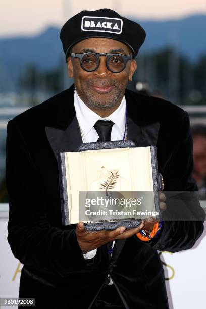 Director Spike Lee poses with the Grand Prix award for 'BlacKkKlansman' at the Palme D'Or Winner Photocall during the 71st annual Cannes Film...