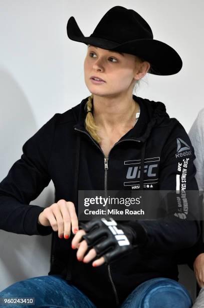 Andrea Lee warms up backstage prior to her bout against Veronica Macedo of Venezuela during the UFC Fight Night event at Movistar Arena on May 19,...