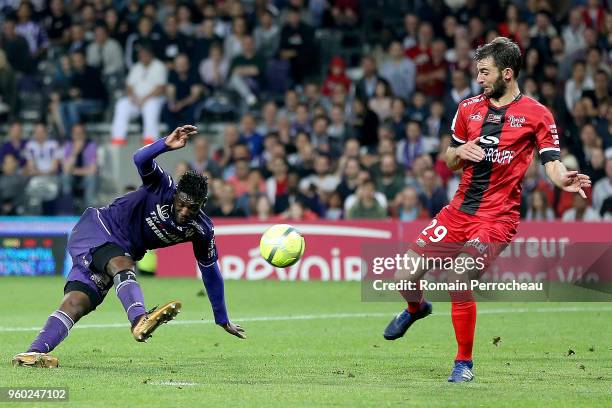 Yaya Sanogo of Toulouse in action during the Ligue 1 match between Toulouse and EA Guingamp at Stadium Municipal on May 19, 2018 in Toulouse, .