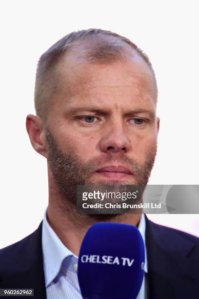 Former Chelsea player Eidur Gudjohnsen talks to the media before the Emirates FA Cup Final between Chelsea and Manchester United at Wembley Stadium...