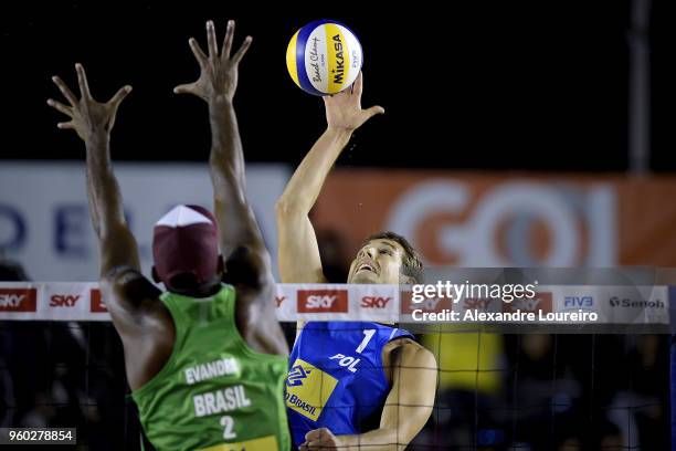 Piotr Kantor of Poland in action during the main draw semifinals match against Evandro Goncalves and Andre Loyola Stein of Brazil at Meia Praia Beach...