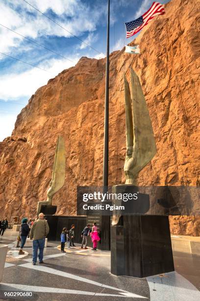 hoover dam engineering marvel on the nevada arizona border - art deco border stock pictures, royalty-free photos & images