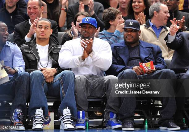 Dustin Keller, Braylon Edwards and Thomas Jones attend the Los Angeles Lakers vs New York Knicks game at Madison Square Garden on January 22, 2010 in...