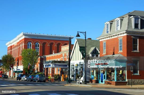 die innenstadt von saco, maine - denis tangney jr stock-fotos und bilder