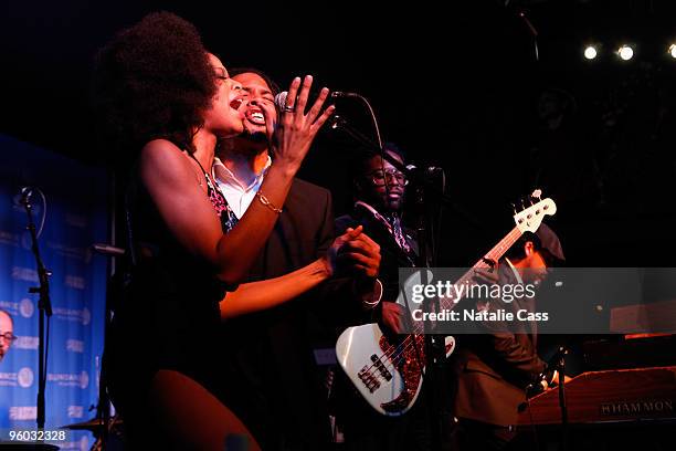 Actress Dionne Gibson performs at the Music Cafe Day 1 during the 2010 Sundance Film Festival at the Stanfield Gallery on January 22, 2010 in Park...