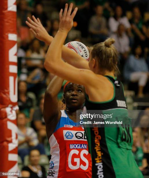 Sam Wallace of the NSW Swifts lines up her shot at goal during the 3rd quarter during the round four Super Netball match between the Fever and the...