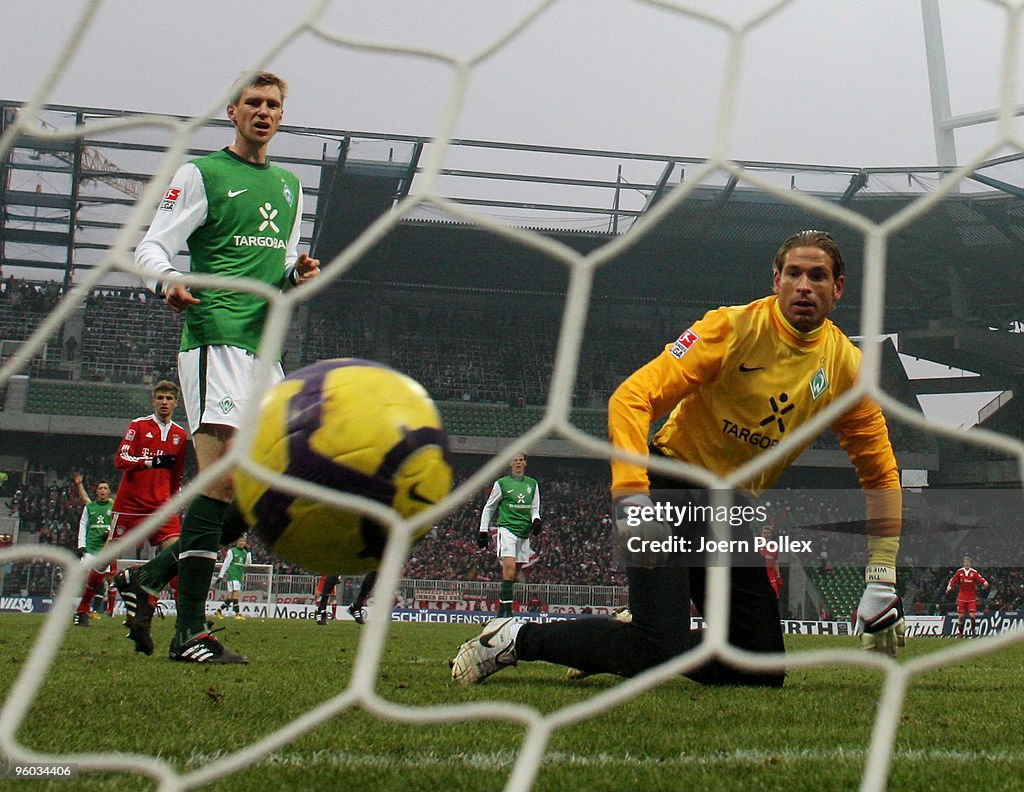 SV Werder Bremen v FC Bayern Muenchen - Bundesliga