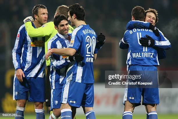 Christoph Dabrowski, Philipp Heerwagen, Vahid Hashemian, Mergim Mavraj, Paul Freier and Marcel Maltritz of Bochum celebrate the 2-2 draw after the...