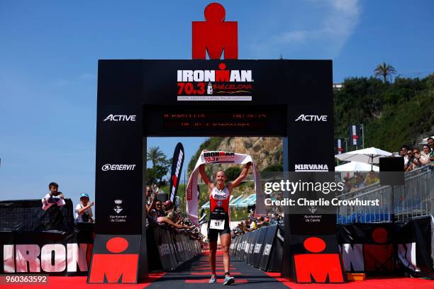 Emma Pallant of Great Britain celebrates after winning the womens race during IRONMAN 70.3 Barcelona on May 20, 2018 in Barcelona, Spain.