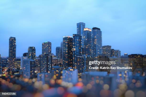 early blue hour cityscapes in ocean of bokeh - blurred and beautiful bildbanksfoton och bilder