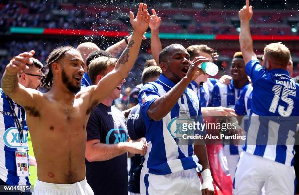 Thatcham Town celebrate victroy following the Buildbase FA Vase Final between Stockton Town and Thatcham Town at Wembley Stadium on May 20, 2018 in...