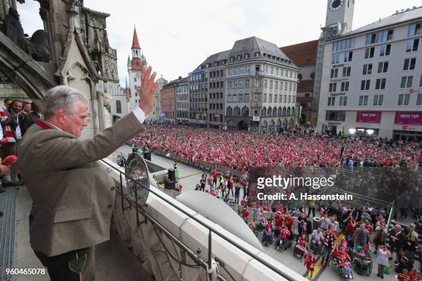 Jupp Heynckes, head coach of Bayern Muenchen celebrates winning the German Championship title on the town hall balcony at Marienplatz on May 20, 2018...