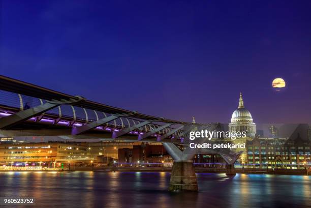 symmetry on the millennium bridge to the st paul's cathedral - 2018 lunar stock pictures, royalty-free photos & images