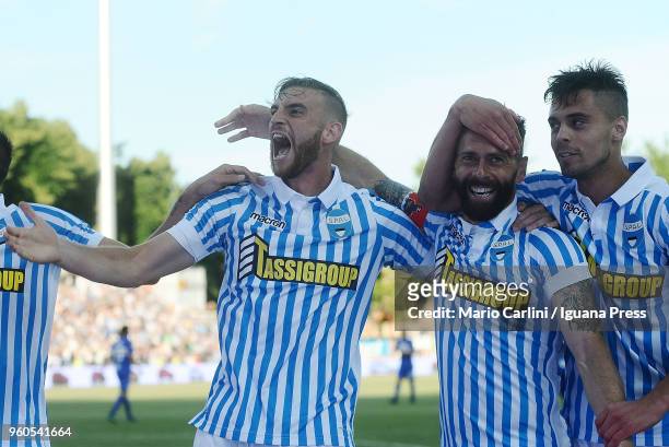 Mirco Antenucc of Spali celebrates after scoring his team's third goal during the serie A match between Spal and UC Sampdoria at Stadio Paolo Mazza...
