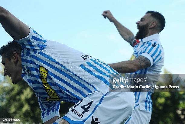 Mirco Antenucc of Spali celebrates after scoring his team's third goal during the serie A match between Spal and UC Sampdoria at Stadio Paolo Mazza...