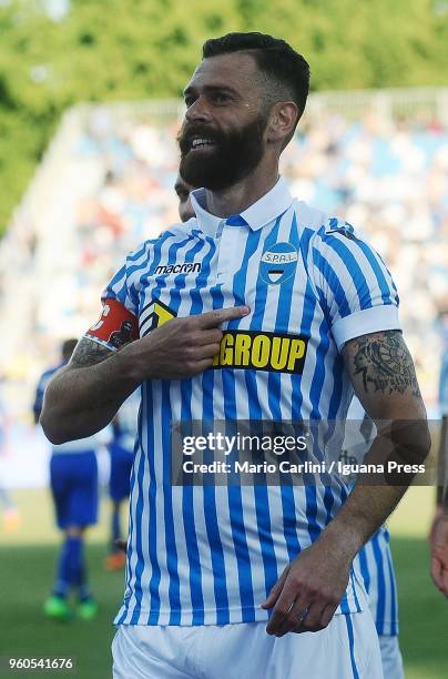 Mirco Antenucc of Spali celebrates after scoring his team's third goal during the serie A match between Spal and UC Sampdoria at Stadio Paolo Mazza...