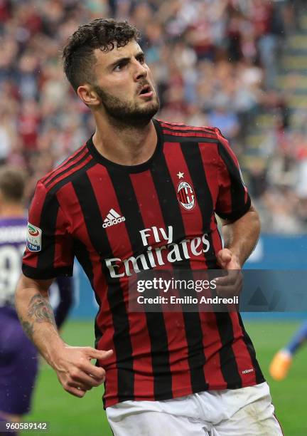 Patrick Cutrone of AC Milan celebrates his second goal during the serie A match between AC Milan and ACF Fiorentina at Stadio Giuseppe Meazza on May...