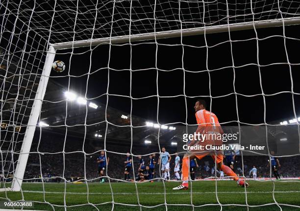 Samir Handanovic of FC Internazionale in action during the serie A match between SS Lazio and FC Internazionale at Stadio Olimpico on May 20, 2018 in...