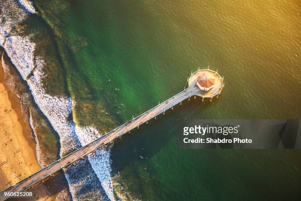 pier angle - beach la stock pictures, royalty-free photos & images