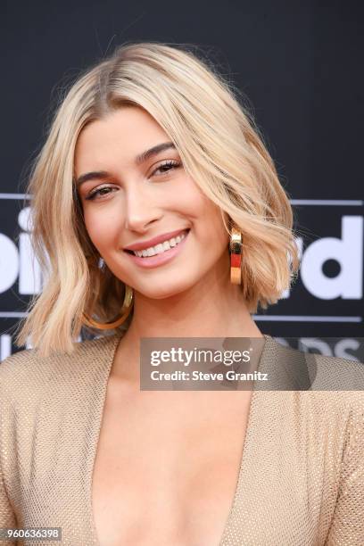 Actor Hailey Baldwin attends the 2018 Billboard Music Awards at MGM Grand Garden Arena on May 20, 2018 in Las Vegas, Nevada.