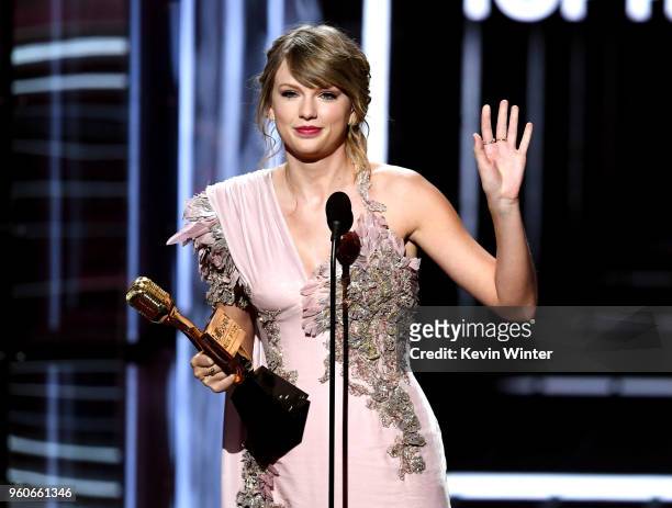 Recording artist Taylor Swift accepts the Top Female Artist award onstage during the 2018 Billboard Music Awards at MGM Grand Garden Arena on May 20,...