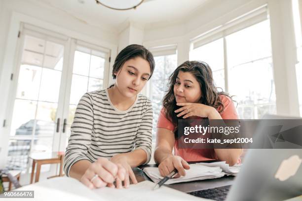 family that needs to cover the final years of their mortgage. - 14 15 years girl stock pictures, royalty-free photos & images