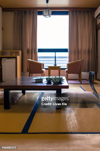 traditional japanese room - washitsu stock pictures, royalty-free photos & images