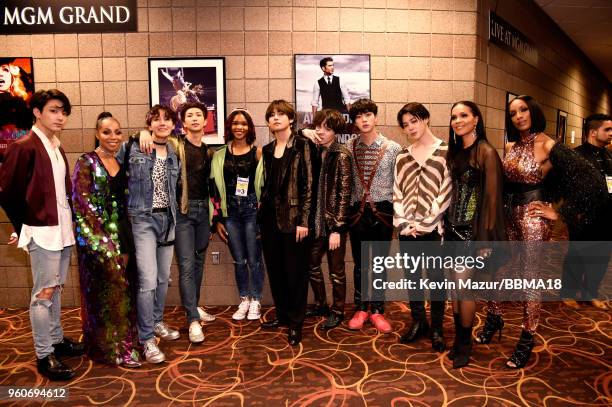 Recording artists Terry Ellis , Cindy Herron and Rhona Bennett of musical group En Vogue pose with members of musical group BTS at the 2018 Billboard...