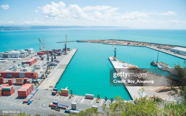 scenery view of napier port in hawke's bay region of new zealand. - views from the port of halifaxs fairview cove container terminal ahead of gross domestic product data stockfoto's en -beelden