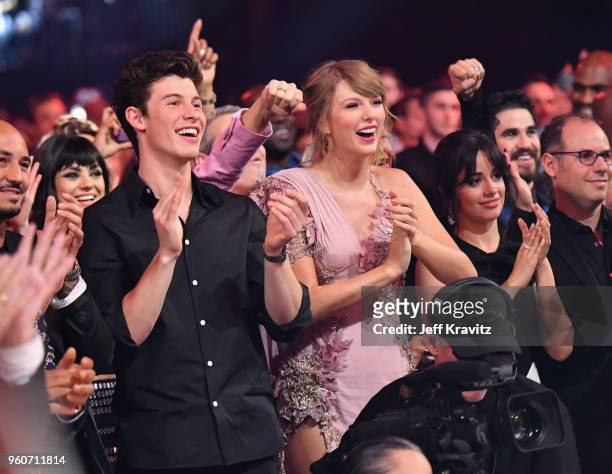 Singer-songwriters Shawn Mendes and Taylor Swift during the 2018 Billboard Music Awards at MGM Grand Garden Arena on May 20, 2018 in Las Vegas,...