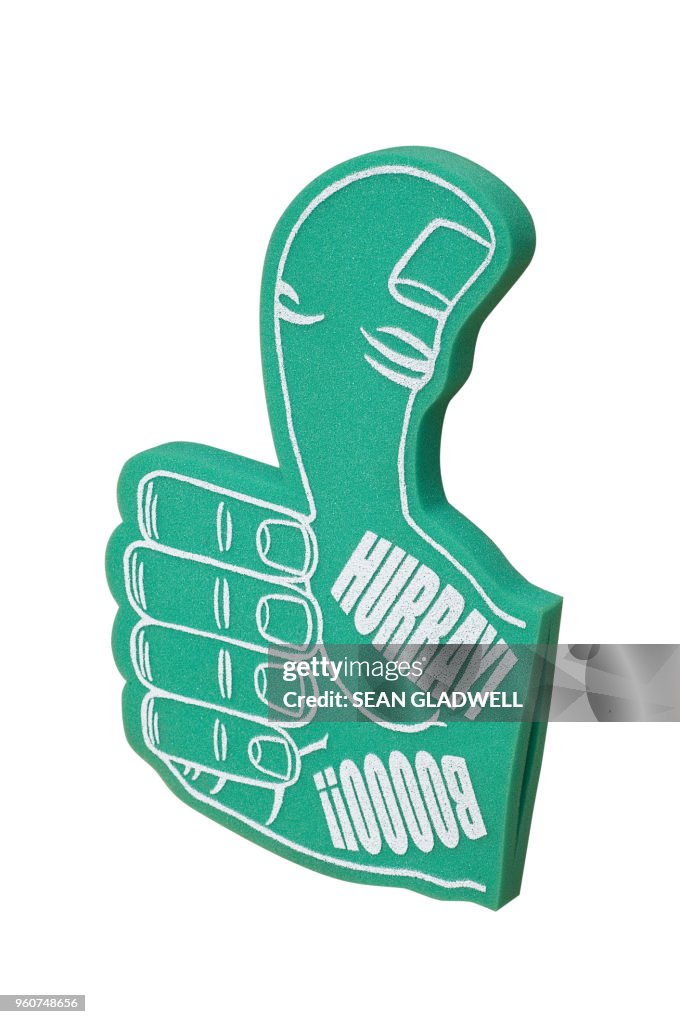 Foam hand thumb