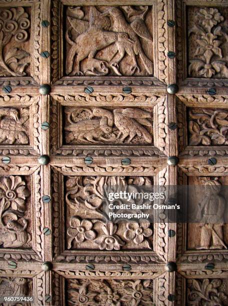 closeup details of wooden door - sukkur stock pictures, royalty-free photos & images