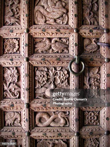 closeup details of wooden door - sukkur stock pictures, royalty-free photos & images