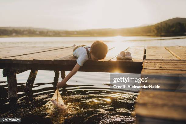 i'm sailing my ship - kid sailing imagens e fotografias de stock