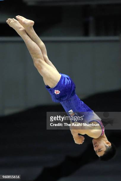 Kenzo Shirai competes in the Floor during day two of the Artistic Gymnastics NHK Trophy at the Tokyo Metropolitan Gymnasium on May 20, 2018 in Tokyo,...