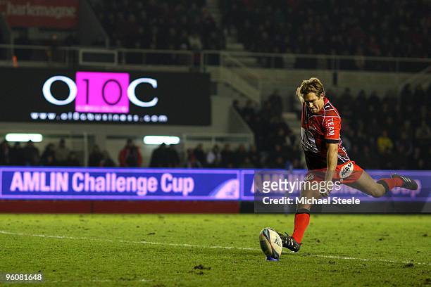 Jonny Wilkinson of Toulon kicks a penalty during the Toulon v Castres Olympique Amlin Challenge Cup Pool Three match at the Stade Felix Mayol on...