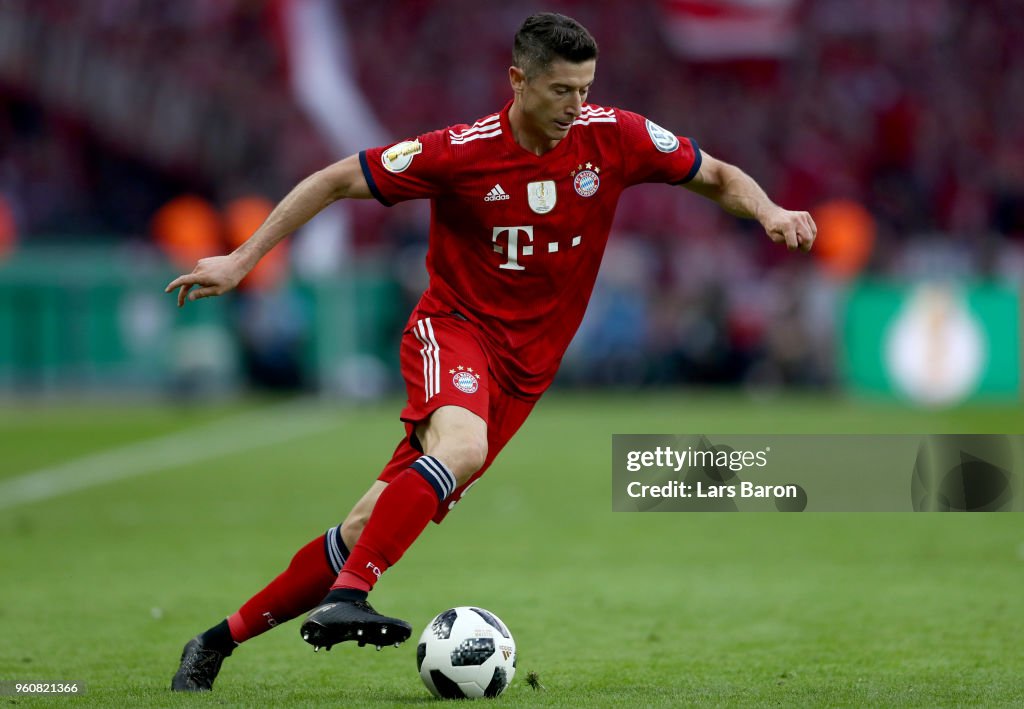 Bayern Muenchen v Eintracht Frankfurt - DFB Cup Final