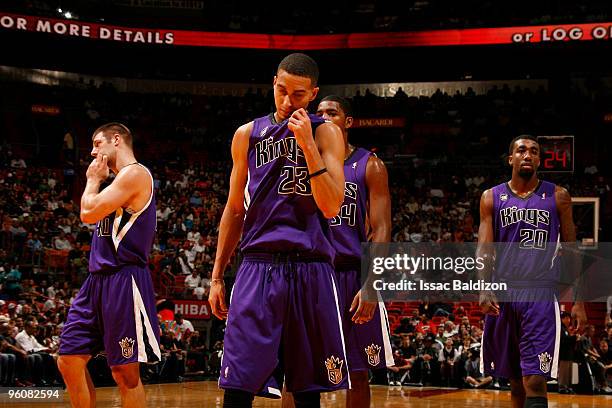 Kevin Martin , Jon Brockman , Jason Thompson and Donte Greene of the Sacramento Kings take a breather against the Miami Heat on January 23, 2010 at...