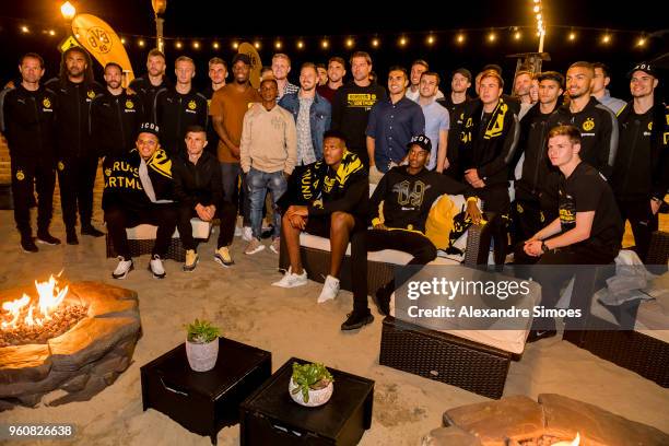 The team of Borussia Dortmund together at the Santa Monica beach party during Borussia Dortmund's USA Training Camp in the United States on May 20,...